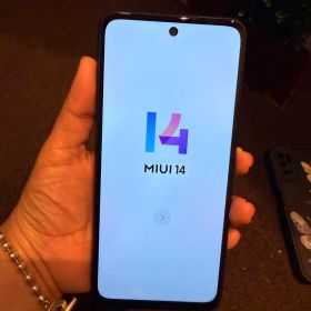 Xiaomi スマートフォン 本体 MIUI 14 redminote Je