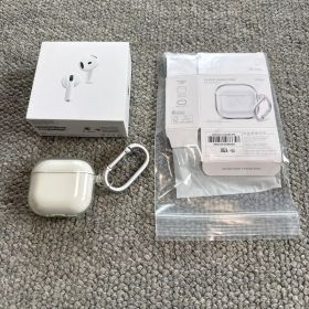 Apple AirPods 4 ANC MXP93J/A ケース付