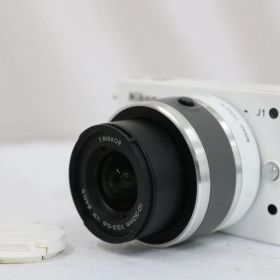 【返品保証】 ニコン Nikon 1 J1 ホワイト 1 NIKKOR 10-30mm F3.5-5.6 ミラーレス一眼 e16930