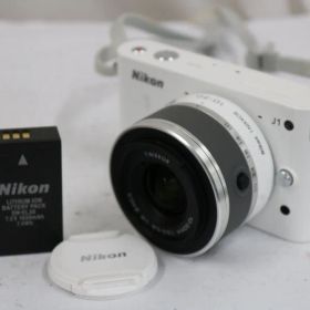 【返品保証】 【シャッター378回】ニコン Nikon 1 J1 ホワイト 1 NIKKOR 10-30mm F3.5-5.6 VR ミラーレス一眼 e16913