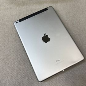 iPad 第6世代 32GB スペースグレイ Wi-Fi + Cellularモデル 送料無料