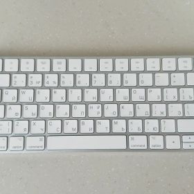 Apple Magic Keyboard A1644 UK ISO 英国・ロシア