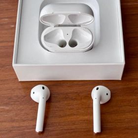 ジャンク・動作未確認 Apple AirPods 第1世代 MMEF2J/A 箱