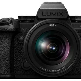 【中古】 パナソニック(Panasonic) フルサイズミラーレス一眼カメラ S5M2XK 標準ズームレンズキット ブラック DC-S5M2XK