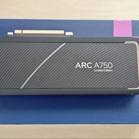 Intel Arc A750 Limited Edition 本体