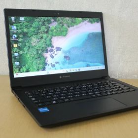 【送料無料】【中古】【Windows11搭載】WEBカメラ搭載！第11世代Core i3 1115G4搭載 メモリ8G！256G SSD FULLHD液晶！東芝 Dynabook S73/HS『無線LAN搭載』『Windows11』『お買い得！通常品』