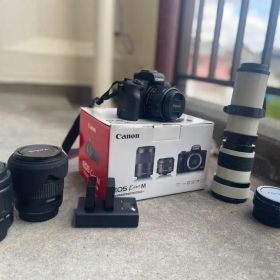 Canon EOS Kiss M ダブルズームキット+単焦点レンズ まとめ売り