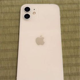 [美品] Apple iPhone 12 本体 ホワイト(箱付き)