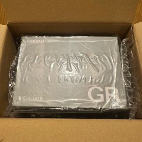 RICOH GR IV デジタルカメラ 本体