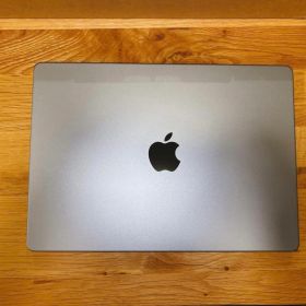 【ほぼ未使用】MacBookPro M3 バッテリー100% 充放電回数2回