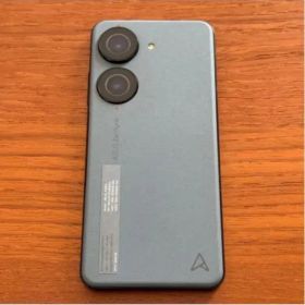 ASUS zenfone 10 本体