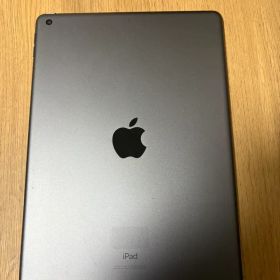 Apple iPad 7 本体 スペースグレイ 32GB Wi-Fiモデル