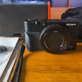 SONY CyberShot DSC-RX100 M3