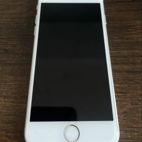 中古 美品 匿名配送 Apple iPhone 8 シルバー 本体