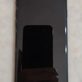Apple iPhone SE 第2世代 本体 ブラック