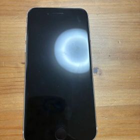 iPhone se3 128GB 中古品