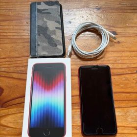 美品 ジャンク アップル iPhoneSE 第3世代 64GB レッド 箱あり