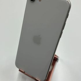 iPhone SE3 64GB スターライト ✅動作確認済み IMEI：351153486814777