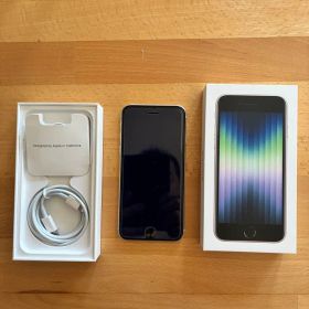 Apple iPhone SE 第3世代 本体 ホワイト 64G