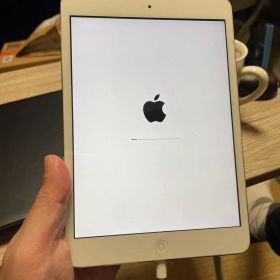 APPLE iPad mini ミニWI-FI 16GB WH…