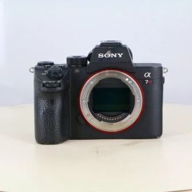 【中古】(ソニー) SONY α7RIII(ILCE-7RMIII) ボディ 海外モデル