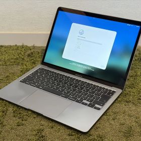 Apple MacBook Air M1 / メモリ8GB / SSD256GB / JISキーボード : 2608-M013