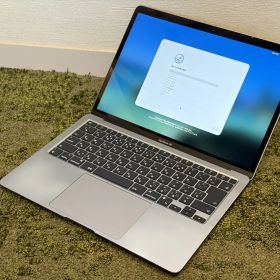 Apple MacBook Air M1 / メモリ8GB / SSD256GB / JISキーボード : 2608-M011