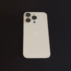 Apple iPhone 14 Pro 本体