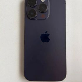 Apple iPhone 14 Pro 本体