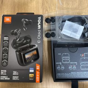 JBL TOUR PRO 3 ワイヤレスイヤホン 本体 説明文をご覧下さい