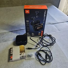 JBL TOUR PRO 3 ワイヤレスイヤホン