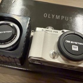 OLYMPUS PEN E-P7 14-42mm EZレンズキット ホワイト