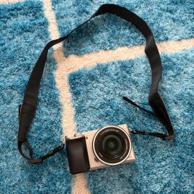 SONY α6000 ダブルズームレンズキット シルバー