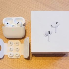 Apple AirPods Pro 第2世代 lightning版