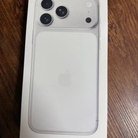 Apple iPhone 17promax本体512GB シルバー