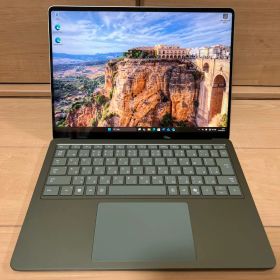 最新型 Surface Laptop 第8世代 13.8型 16GB/512GB