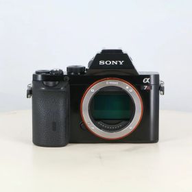 【中古】 (ソニー) SONY α7R (ILCE-7R) ボディ （Overseas Models）【中古カメラ デジタル一眼】 ランク：C