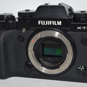 260785★極上★富士フイルム(FUJIFILM) ミラーレス一眼カメラ X-T3ボディ ブラック X-T3-B