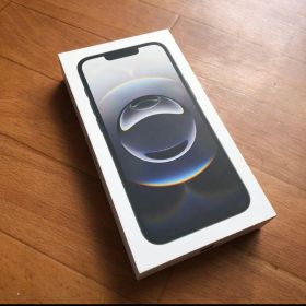 Apple iPhone 16e Black 128GB 本体