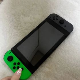 【ジャンク品】Nintendo Switch 本体のみ ブルースクリーン