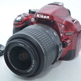 260791★極上★Nikon デジタル一眼レフカメラ D5200 レンズキット AF-S DX NIKKOR 18-55mm f/3.5-5.6G VR付属 レッド D5200LKRD ニコン
