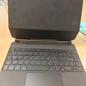 Apple MagicKeyboard 11インチ A2261 ②