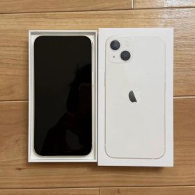 Apple iPhone 13 スターライト 本体
