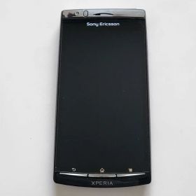 Sony Ericsson Xperia arc LT15i マレーシア版