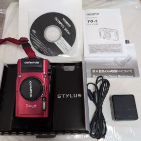 Olympus Tough TG-3 レッド