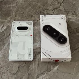 【美品】Nothing Phone (3a) 10GB/128GBとEar(1)