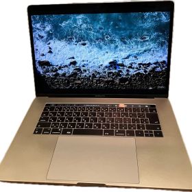 MacBook Pro 15インチ 2017 i7 16GB 256GB