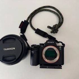 SONY α7II レンズ交換式デジタルカメラTAMRONレンズ付 ストラップ付