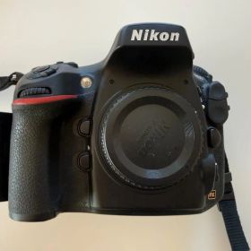 Nikon D800 ボディ シャッター回数わずか7,159回 付属品多数／美品