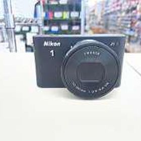 ミラーレス一眼レフカメラ NIKON 1 J1 NIKON